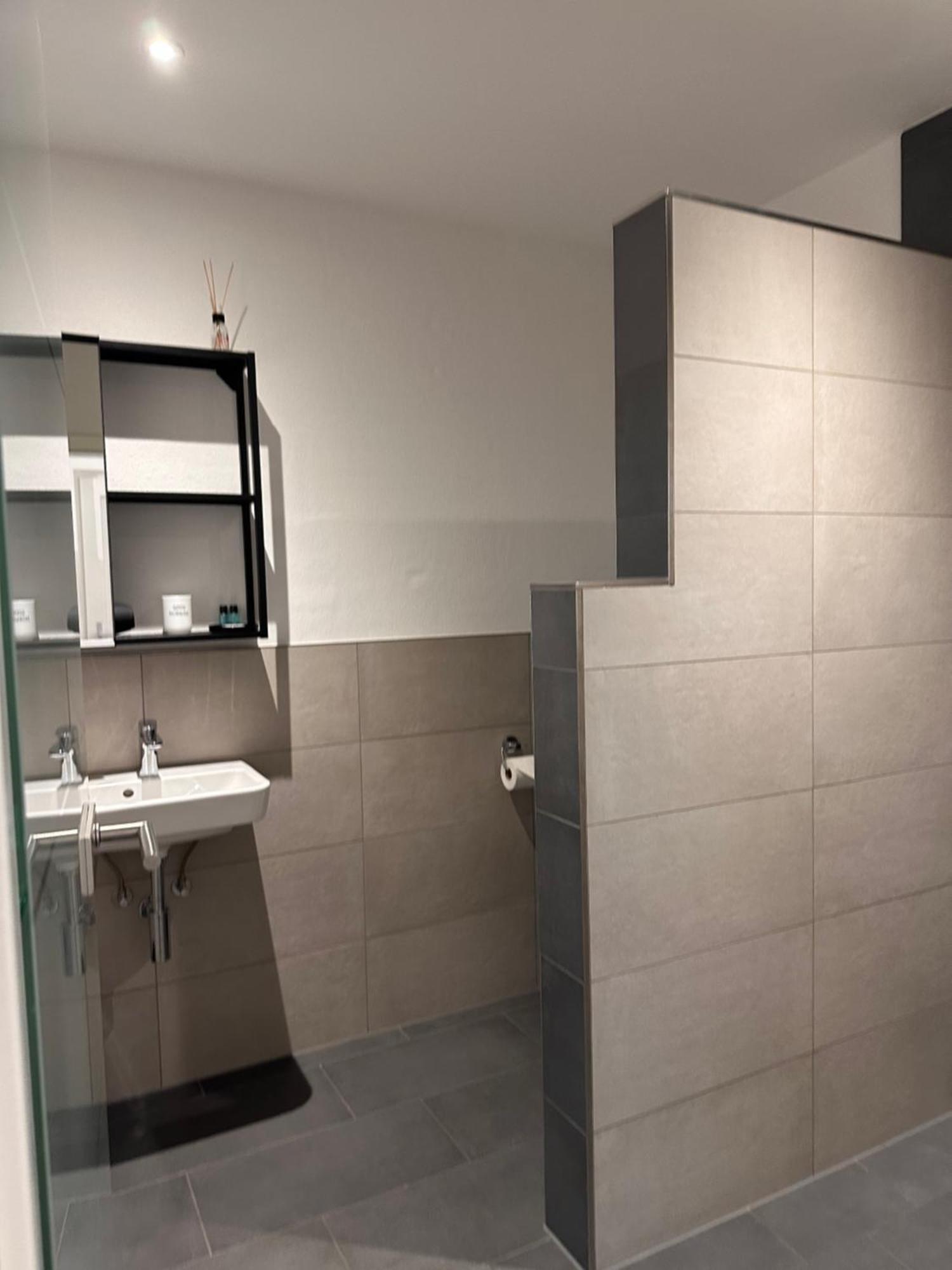 Ferienzimmer Frank, Self-Check-In Nach 21Uhr Niederalteich Ngoại thất bức ảnh